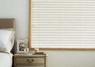 white venetian blinds